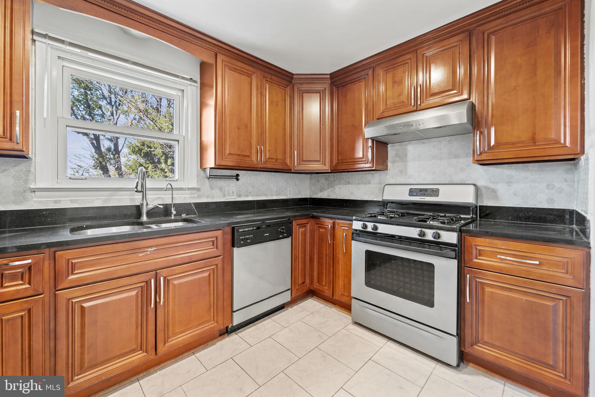 12118 Livingston Street Silver Spring, MD 20902 - Photo 12 of 42 Plenty of cabinet spaces