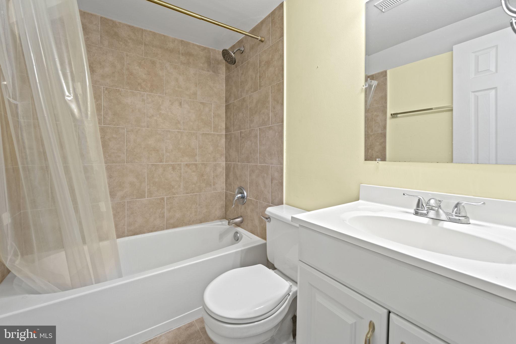 12118 Livingston Street Silver Spring, MD 20902 - Photo 27 of 42 Basement level full bath