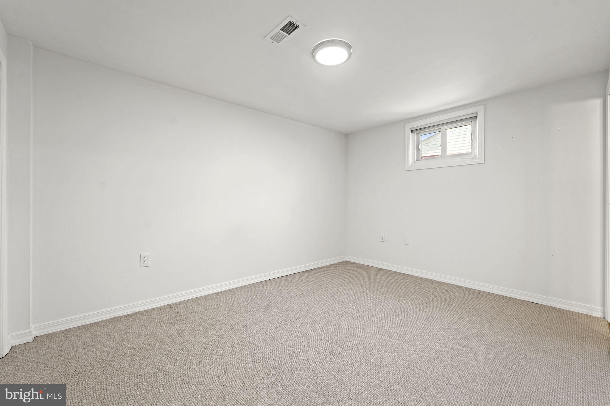 12118 Livingston Street Silver Spring, MD 20902 - Photo 29 of 42 Office/Den or bedroom #4