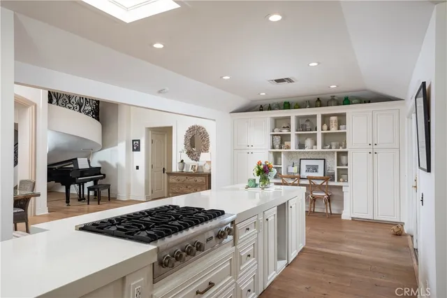 $5,120,000 | 1615 Port Charles Place, Newport Beach, CA 92660