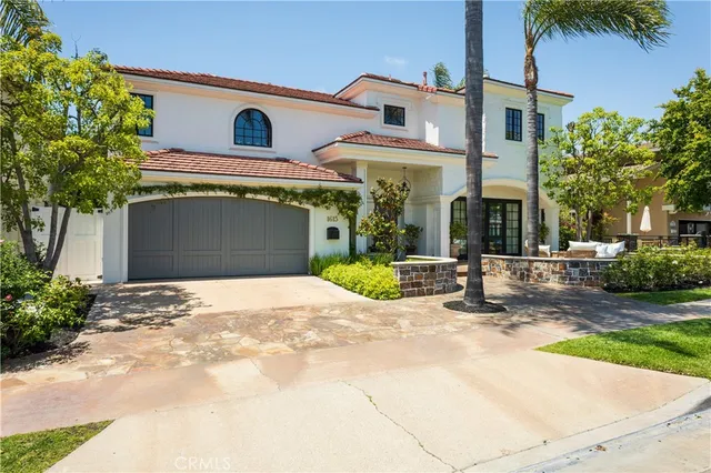 $5,120,000 | 1615 Port Charles Place, Newport Beach, CA 92660