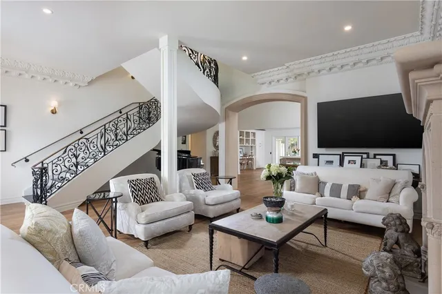 $5,120,000 | 1615 Port Charles Place, Newport Beach, CA 92660