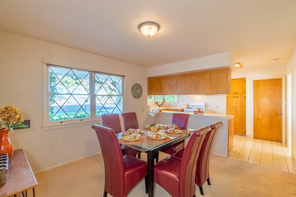 3425 Ridgecrest Drive Carlsbad, CA 92008 - Photo 12 of 24 Gallery Image 12