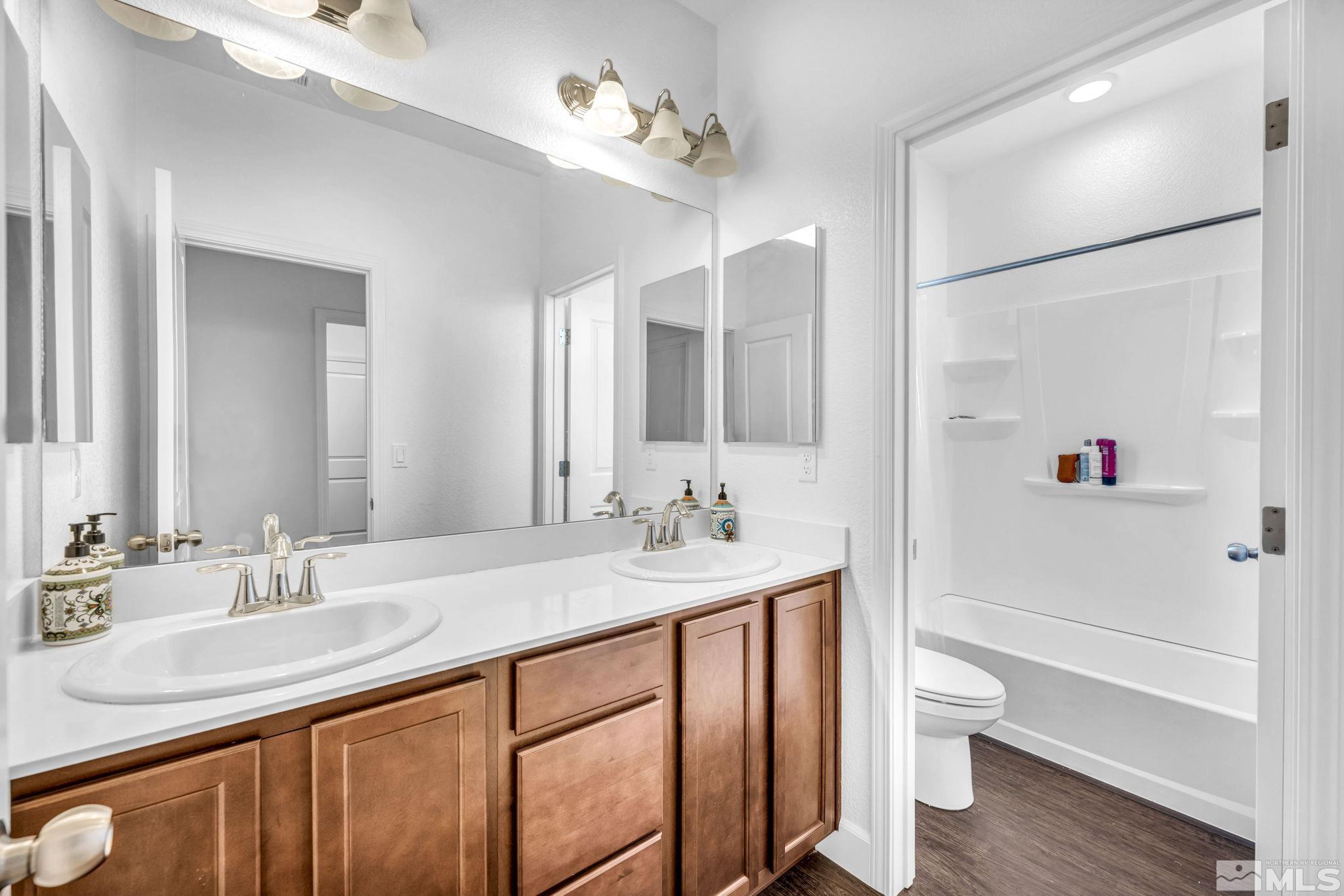 9429 Cape Drive Reno, NV 89506 - Photo 9 of 18 Photo 9