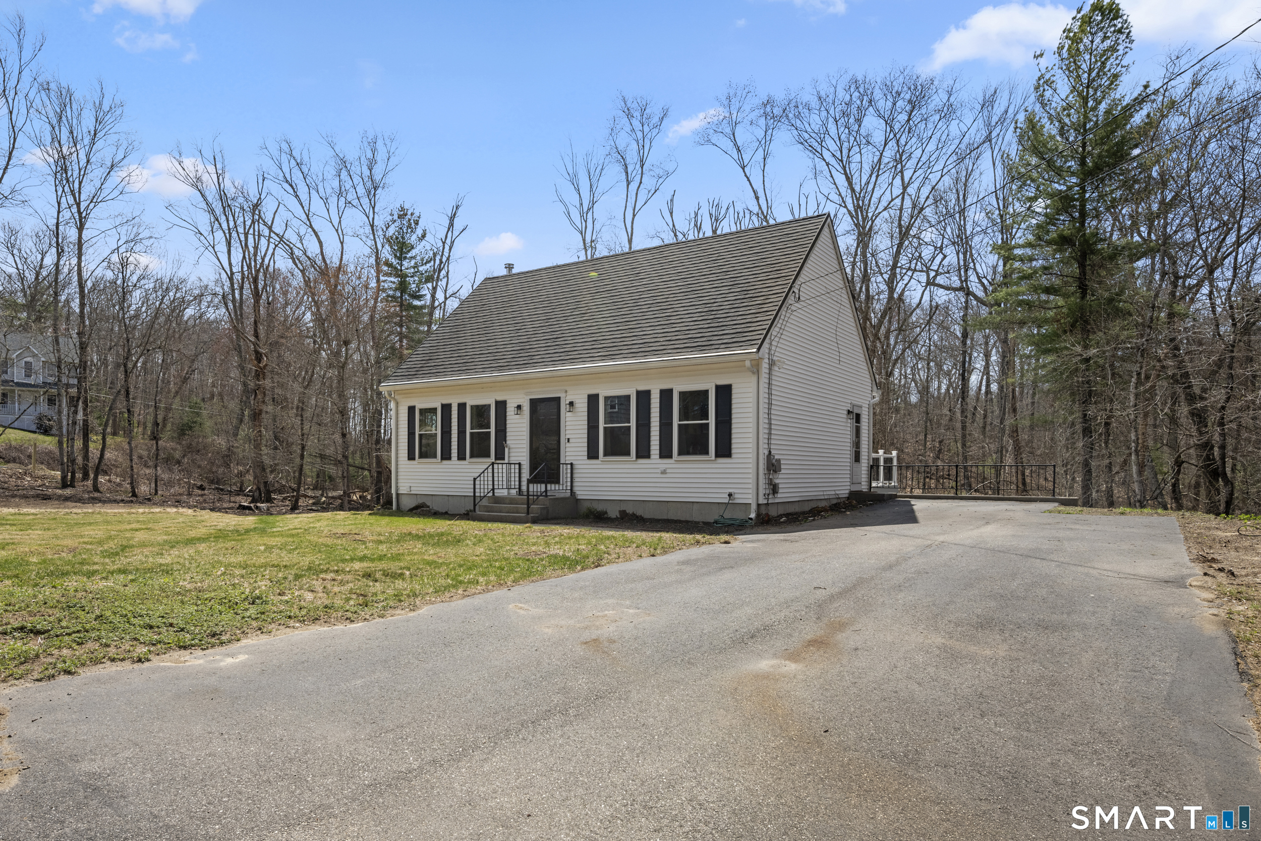 3 Kenyon Road Lisbon, CT 06351 - Photo 4 of 33