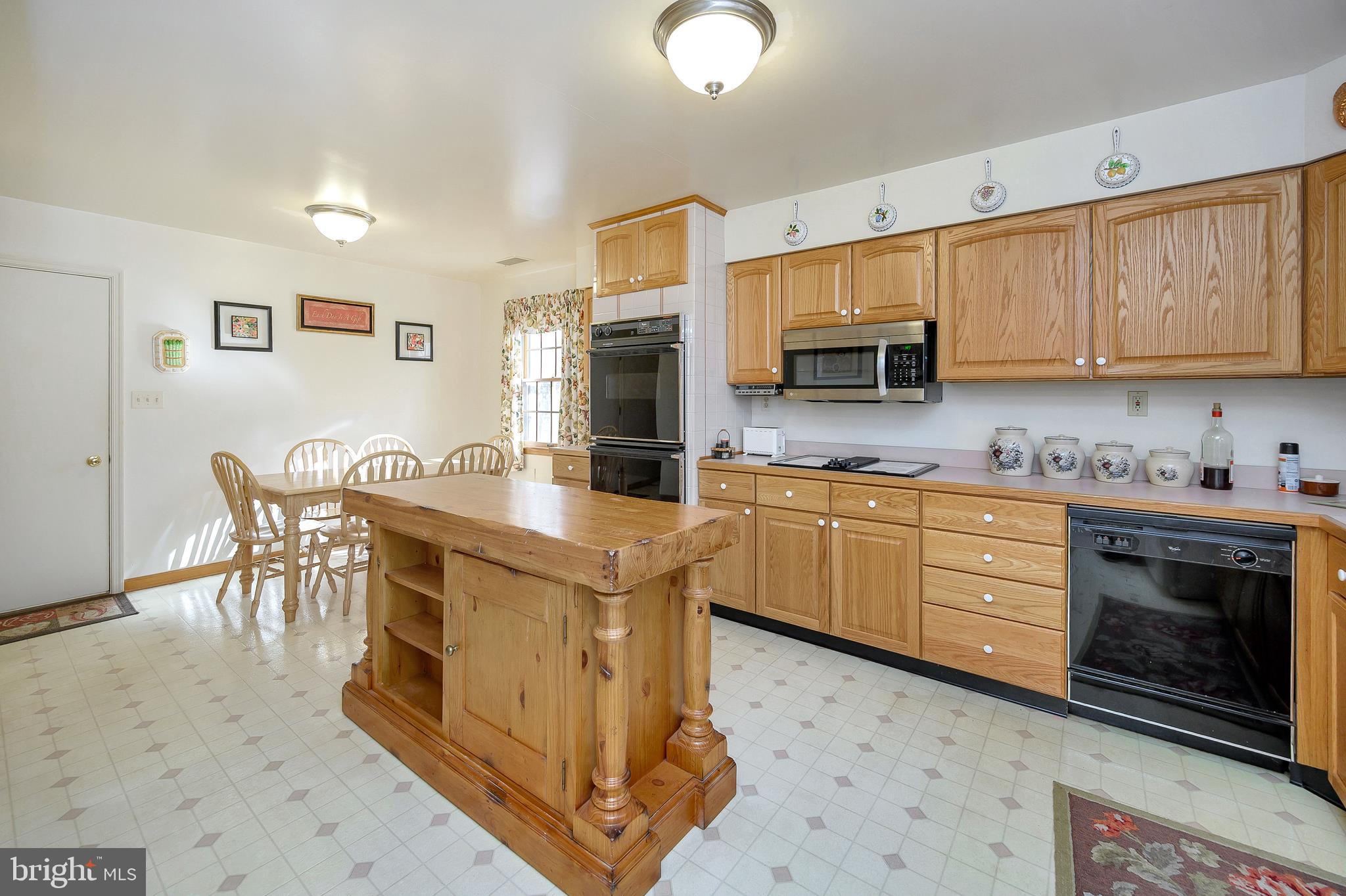 591 Douglas Road Mineral, VA 23117 - Photo 8 of 39 Gallery Image 8
