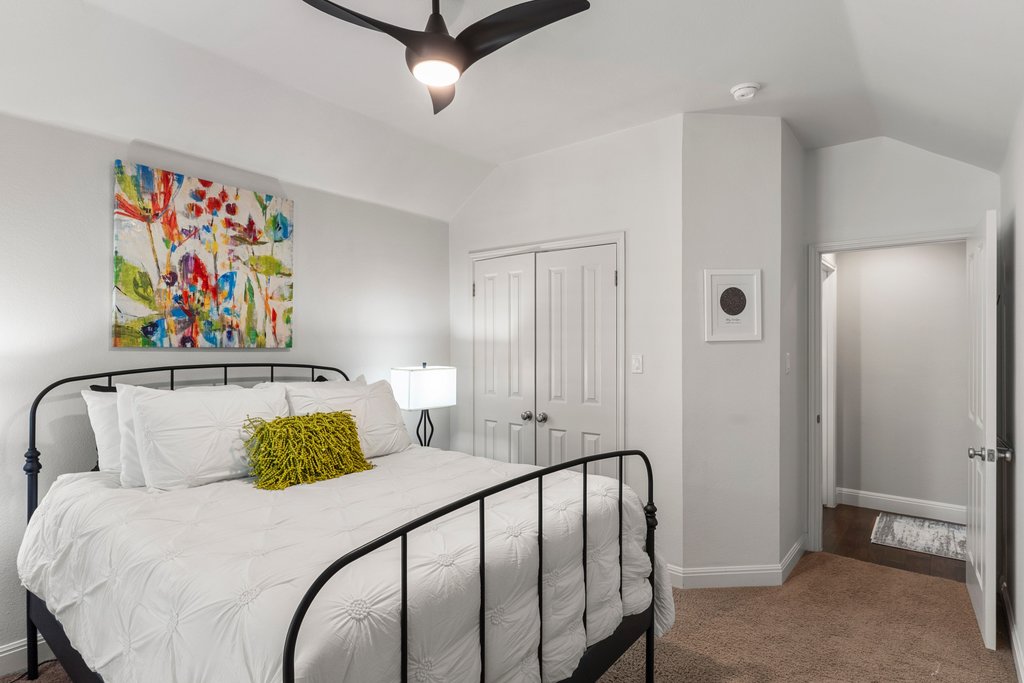 6913 Auckland Drive Austin, TX 78749 - Photo 26 of 39