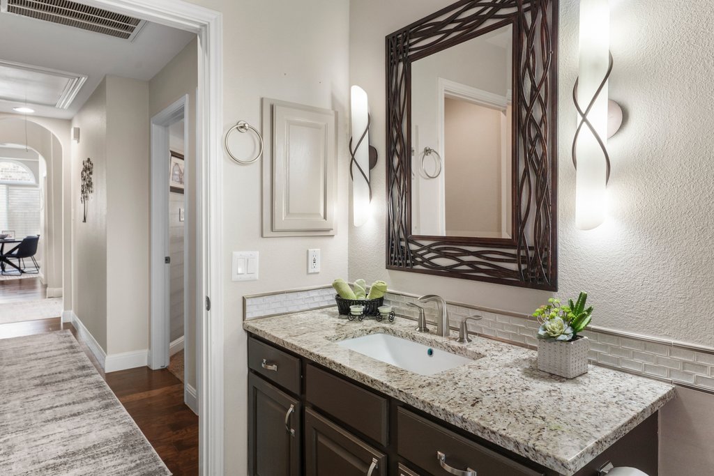 6913 Auckland Drive Austin, TX 78749 - Photo 31 of 39