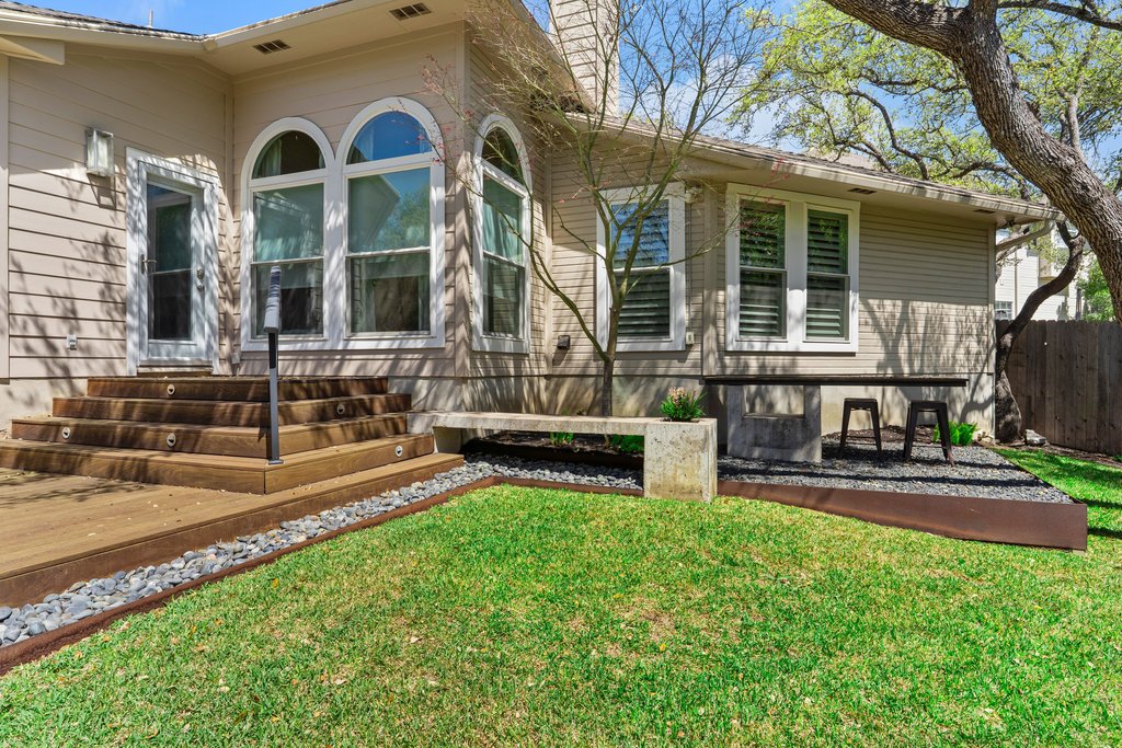 6913 Auckland Drive Austin, TX 78749 - Photo 37 of 39