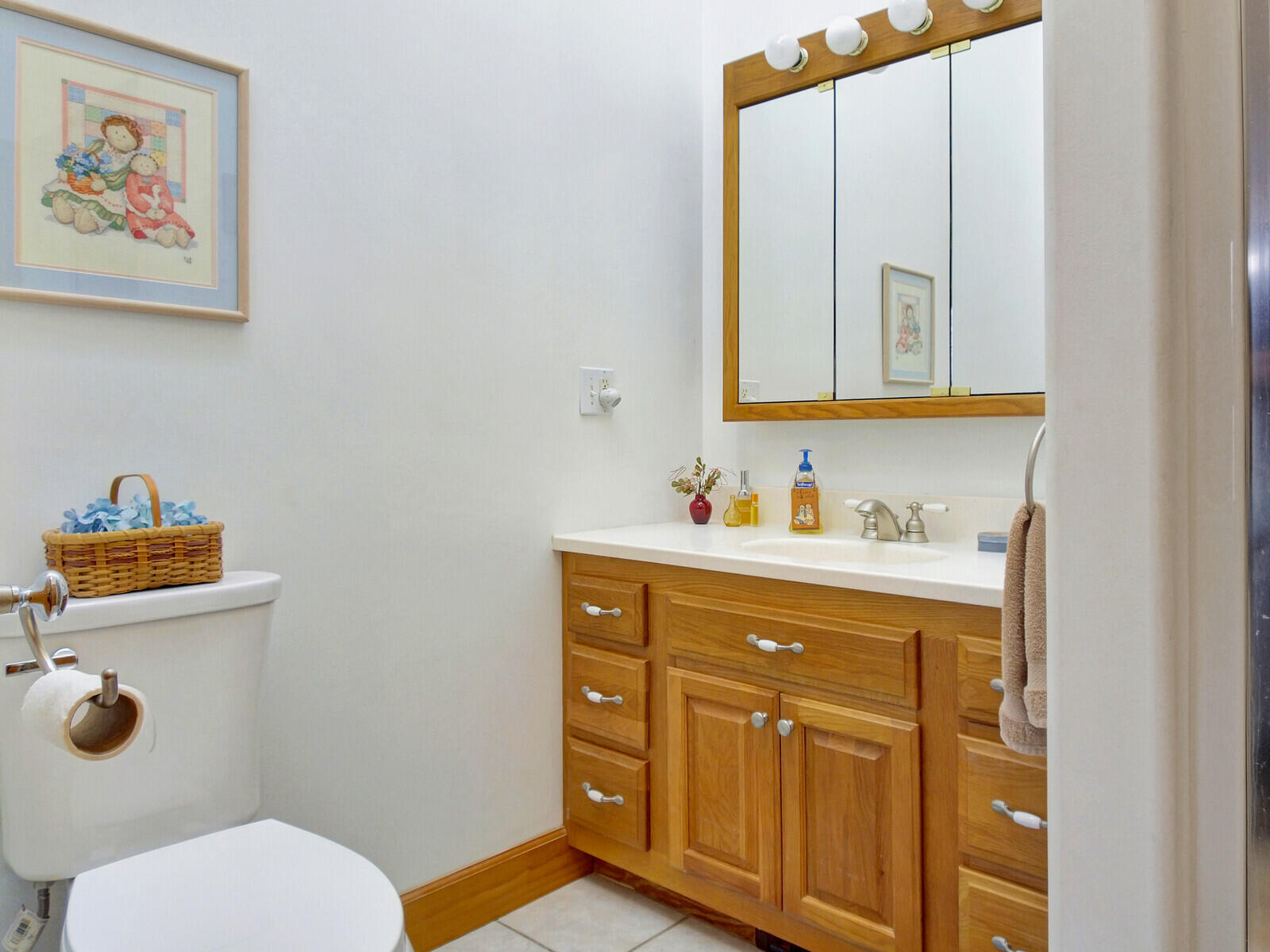 1117 Bellsqueeze Road Clinton, ME 04927 - Photo 24 of 54 40_Int_37_DxO_mls