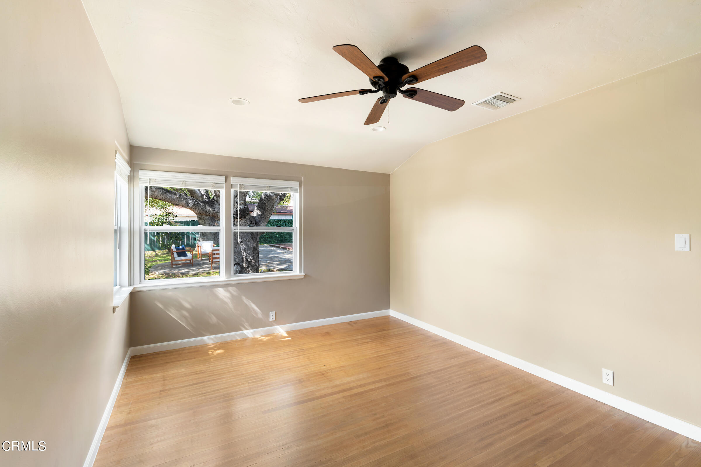 1673 Coolidge Avenue Altadena, CA 91001 - Photo 26 of 59 a view of a window in an empty room