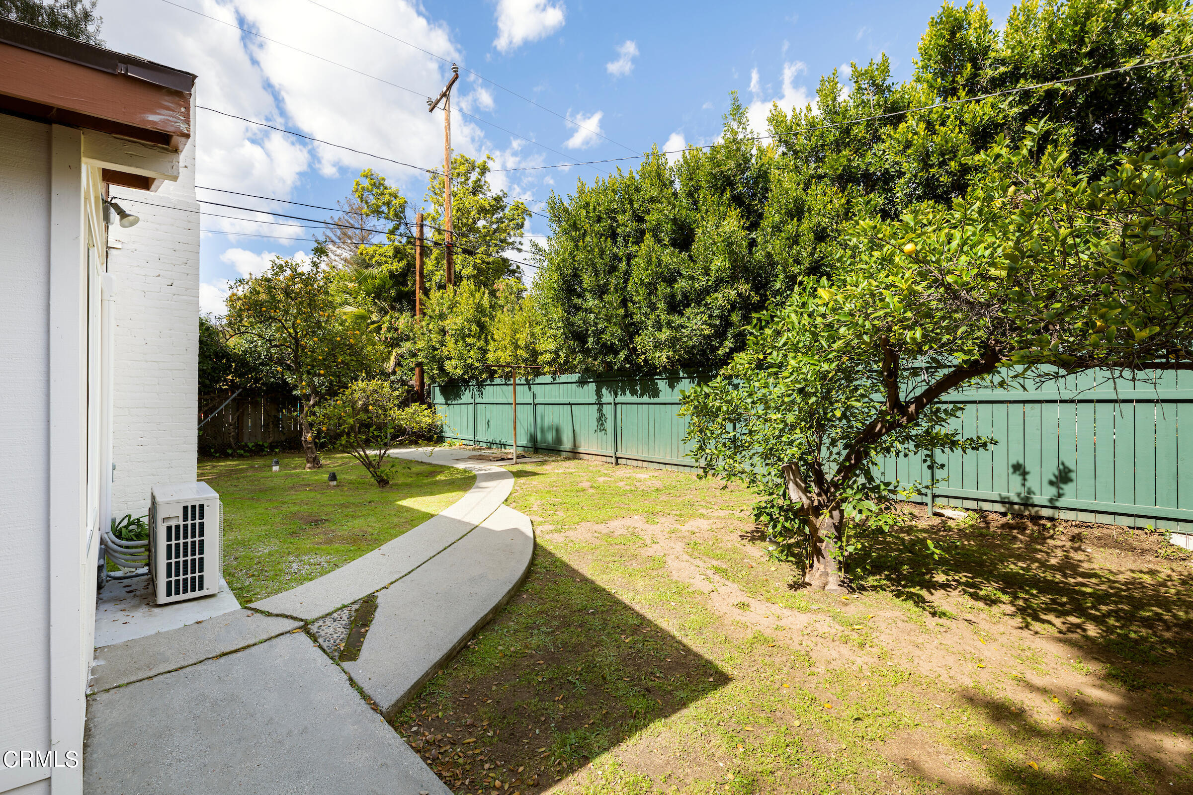 1673 Coolidge Avenue Altadena, CA 91001 - Photo 49 of 59 a view of a backyard