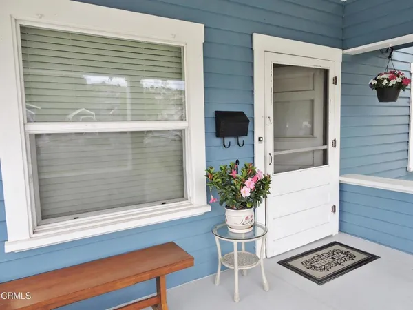 $749,800 | 916 East Santa Paula Street, Santa Paula, CA 93060