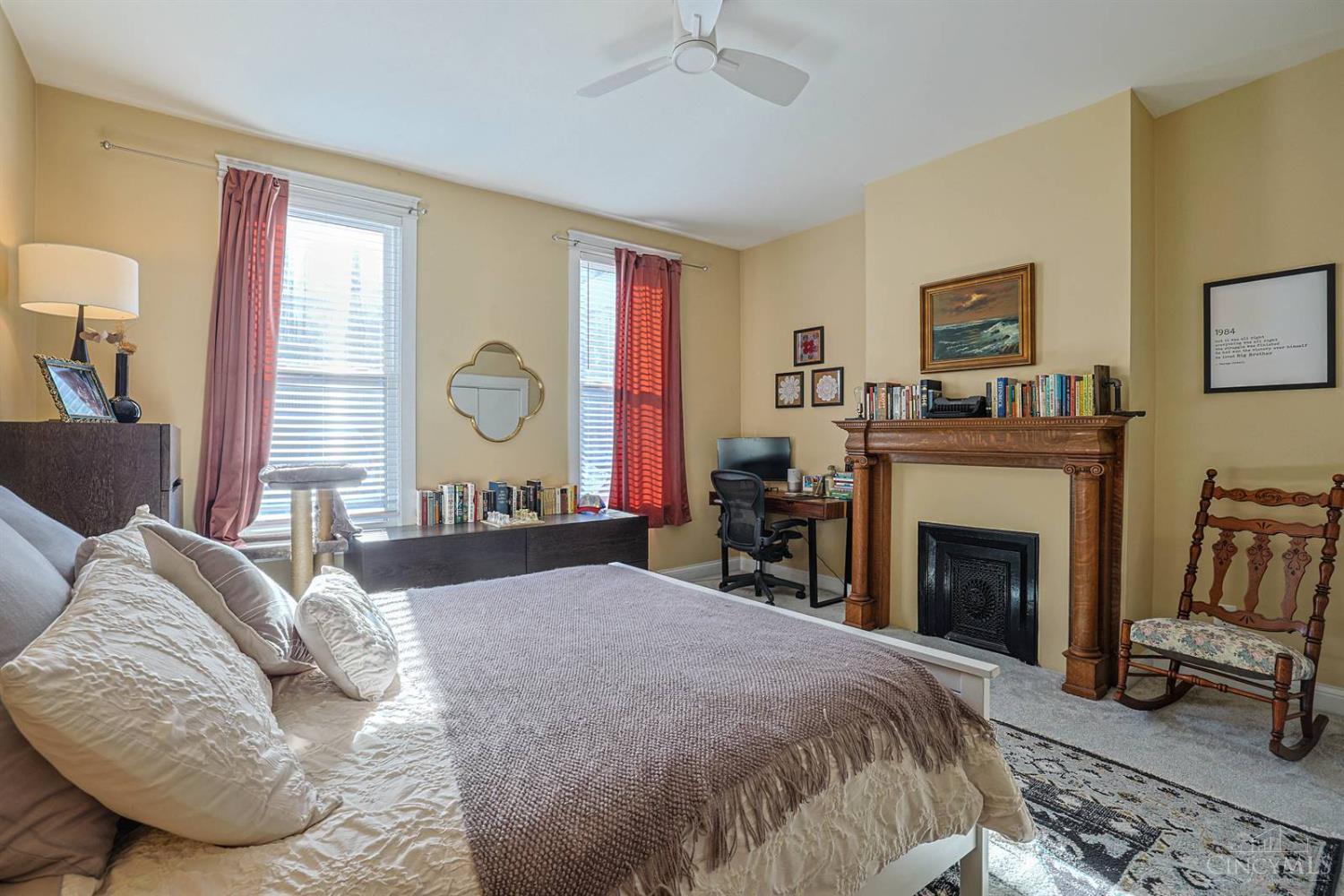 982 Hatch Street Cincinnati, OH 45202 - Photo 15 of 49