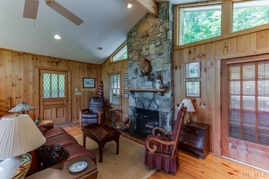 191 Sequoyah Ridge Road Highlands, NC 28741 - Photo 10 of 43 Gallery Image 10