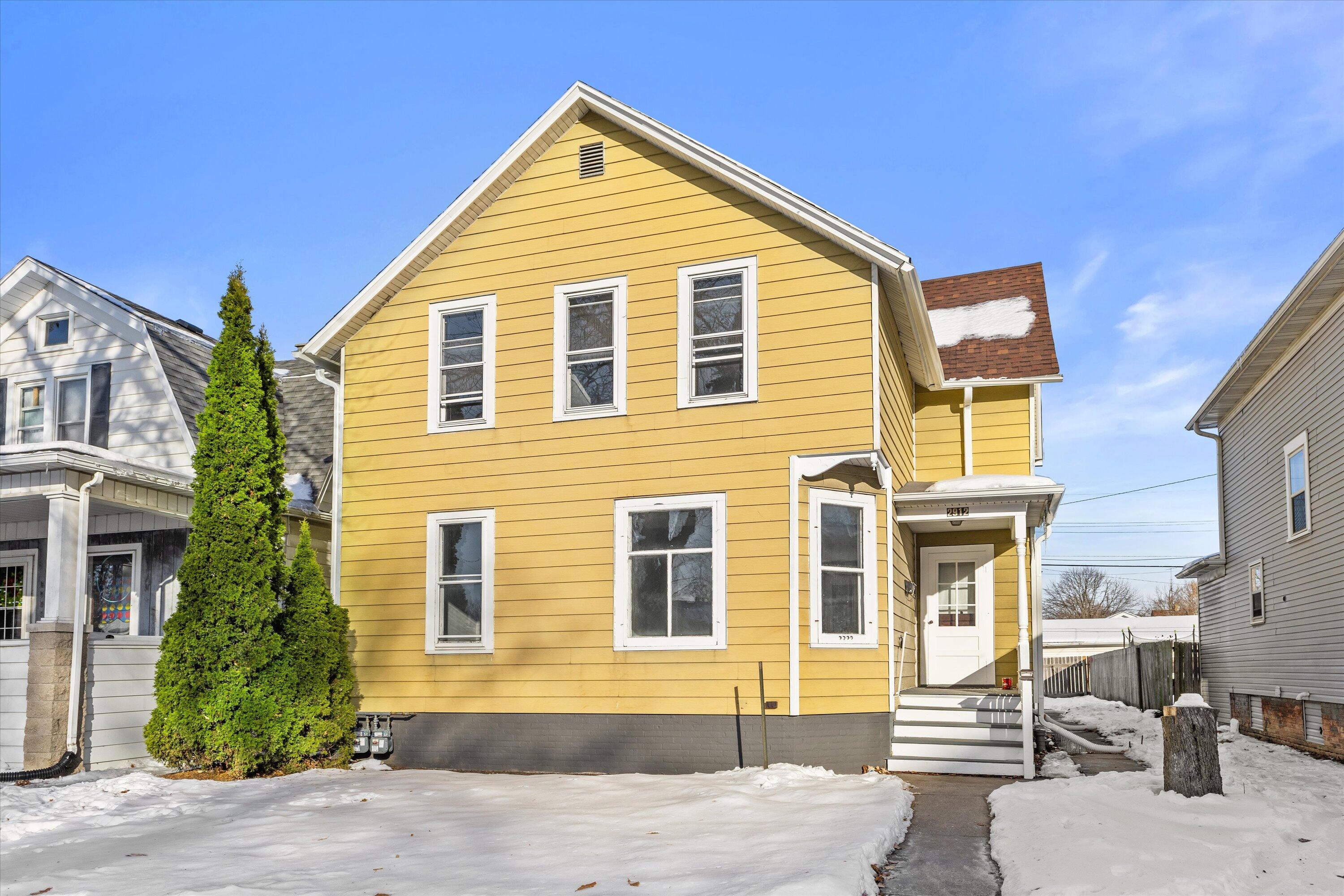 2912 Wright Avenue Racine, WI 53405 - Photo 1 of 1 01-925A2036