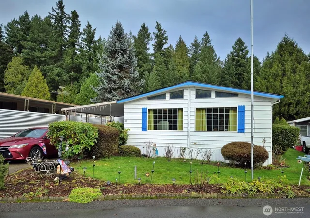 $169,900 | 16300 State Highway, Unit 50, Poulsbo, WA 98370