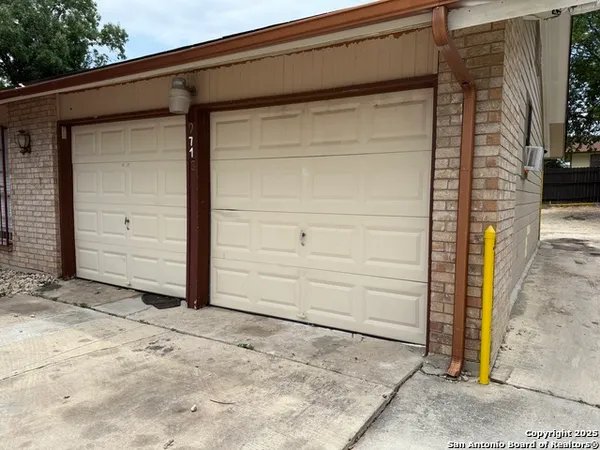 a view of a house with garage