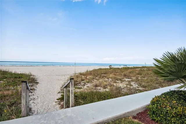 $3,800 | 1460 Gulf Boulevard, Unit 912, Clearwater Beach, FL 33767