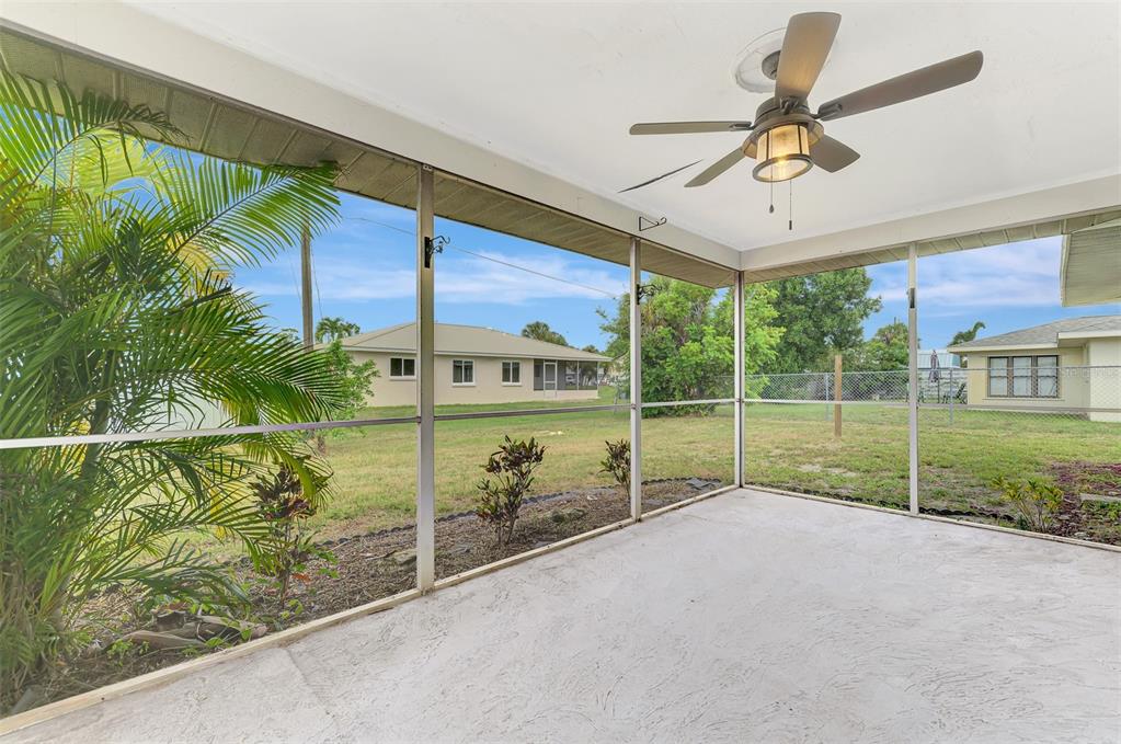 256 Periwinkle Road Venice, FL 34293 - Photo 23 of 33