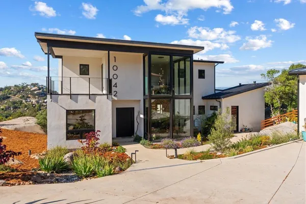 $2,395,000 | 10042 Tall Oak Drive, Escondido, CA 92026
