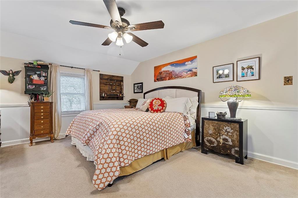 1326 Washington Road Pittsburgh, PA 15228 - Photo 16 of 25 Gallery Image 16