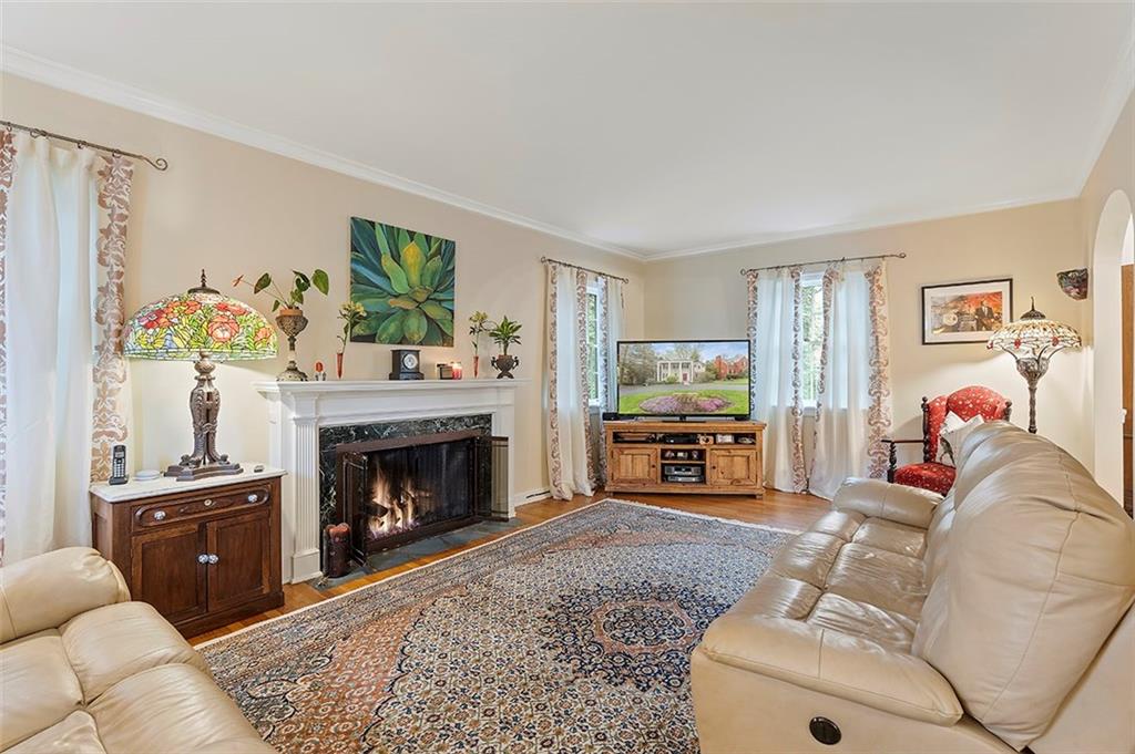 1326 Washington Road Pittsburgh, PA 15228 - Photo 3 of 25 Gallery Image 3