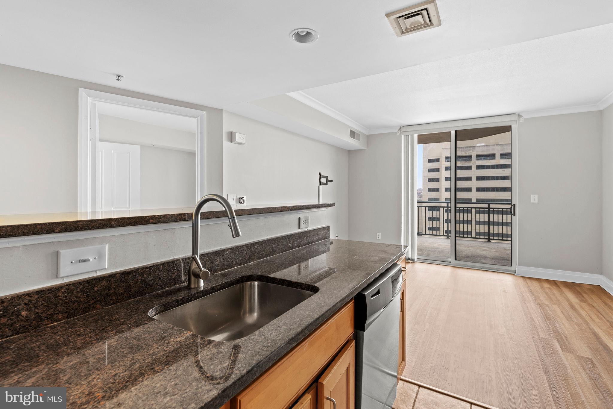 414 Water Street, Unit 1109 Baltimore, MD 21202 - Photo 13 of 33