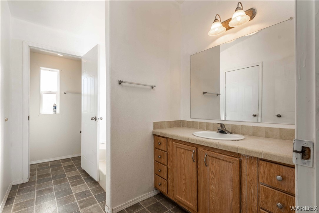 1353 South Dragoon Road Golden Valley, AZ 86413 - Photo 19 of 24