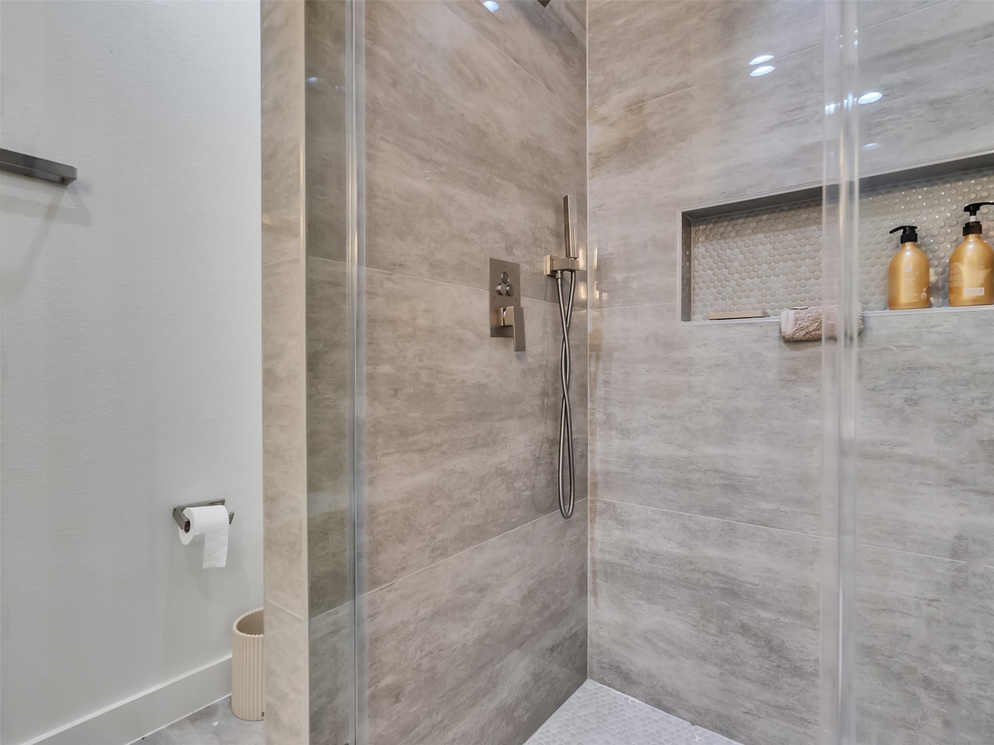 7980 Angus Street, Unit B Houston, TX 77028 - Photo 30 of 37 Gallery Image 30