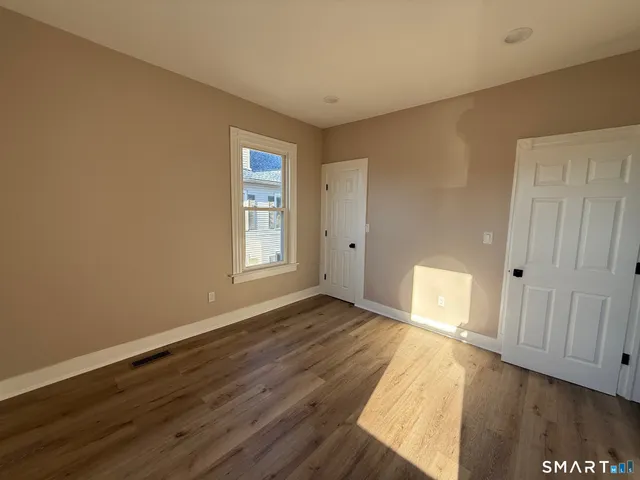 $1,750 | 24 Breckenridge Avenue, Meriden, CT 06450