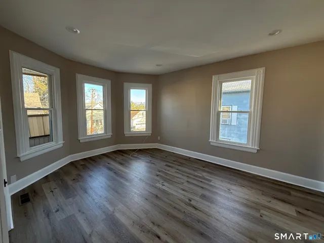 $1,750 | 24 Breckenridge Avenue, Meriden, CT 06450