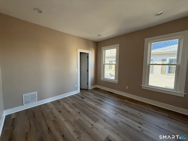 $1,750 | 24 Breckenridge Avenue, Meriden, CT 06450