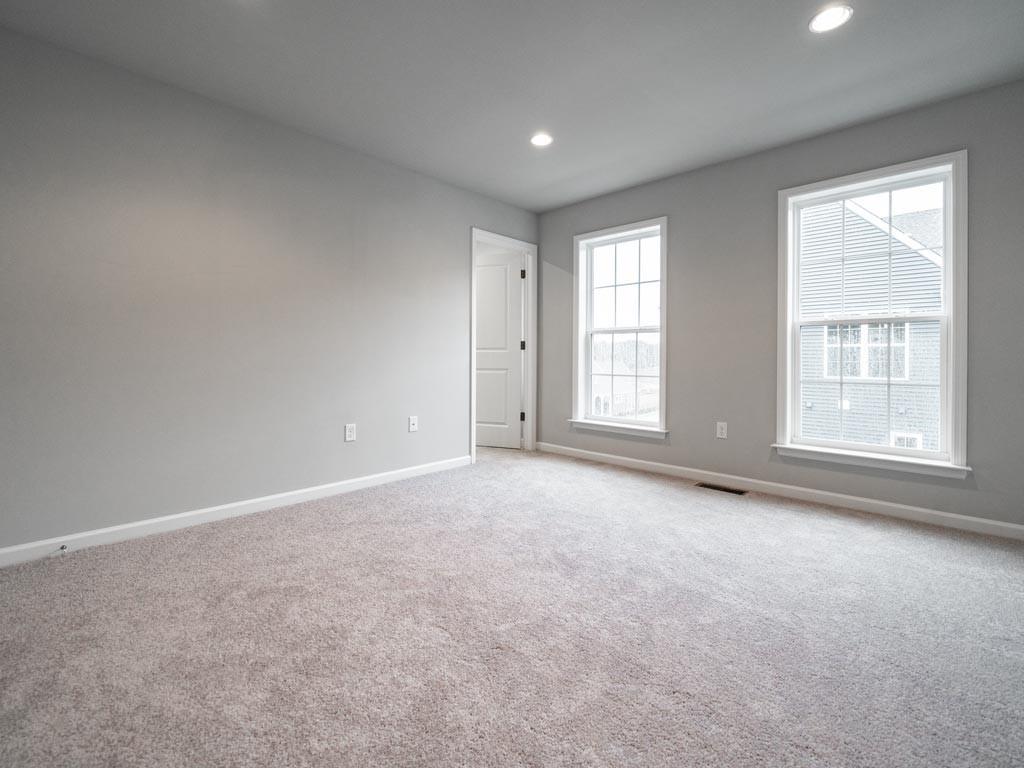 3106 Tulane Way Bridgeville, PA 15017 - Photo 14 of 25 an empty room with windows