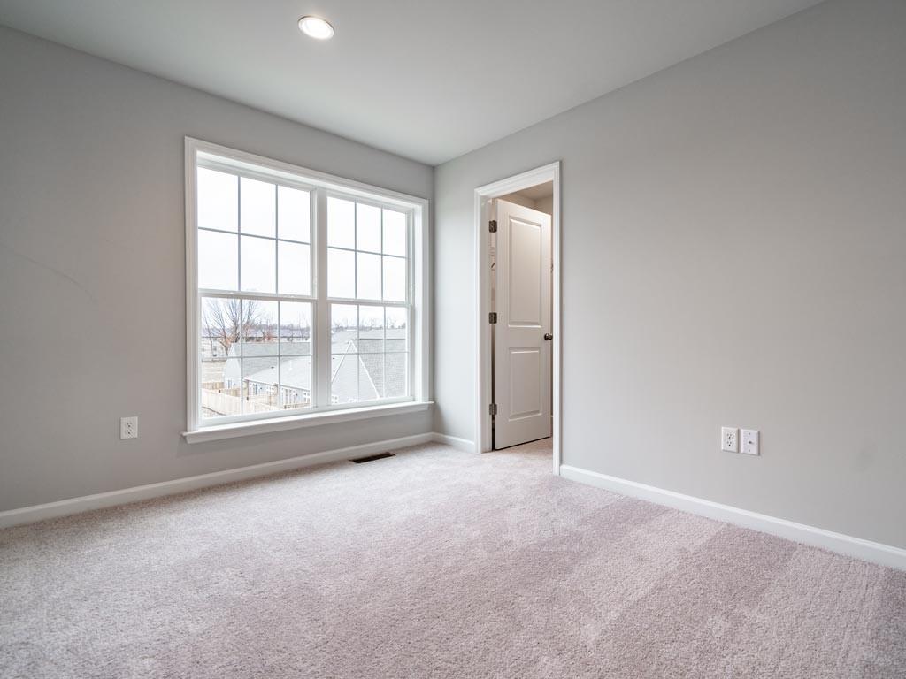 3106 Tulane Way Bridgeville, PA 15017 - Photo 17 of 25 a view of an empty room with a window