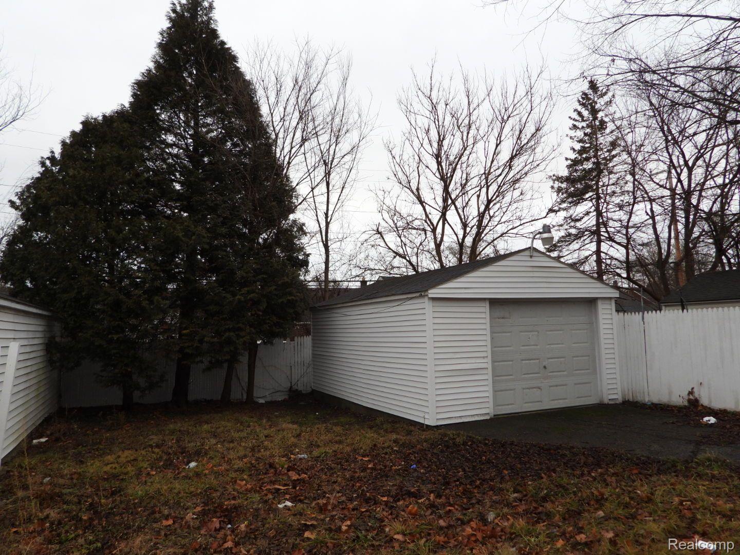 10844 Balfour Road Detroit, MI 48224 - Photo 9 of 35 Gallery Image 9