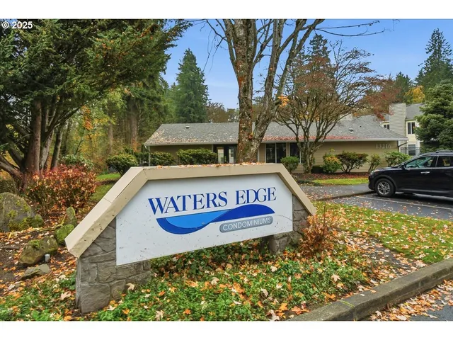 $259,500 | 13216 Northeast Salmon Creek Avenue, Unit A4, Vancouver, WA 98686