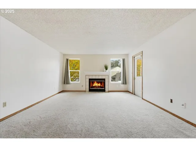 $259,500 | 13216 Northeast Salmon Creek Avenue, Unit A4, Vancouver, WA 98686