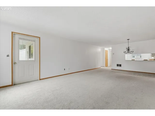 $259,500 | 13216 Northeast Salmon Creek Avenue, Unit A4, Vancouver, WA 98686