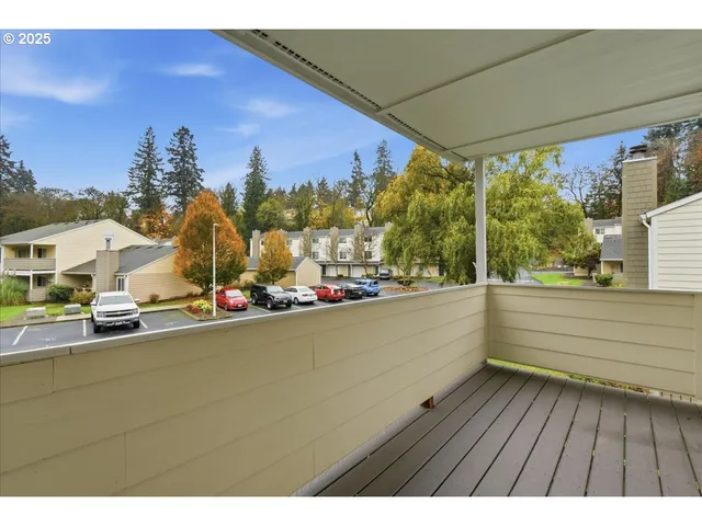 $259,500 | 13216 Northeast Salmon Creek Avenue, Unit A4, Vancouver, WA 98686