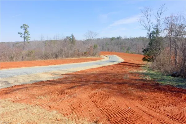 $189,900 | 6 Roby Fulk Road, Pinnacle, NC 27043