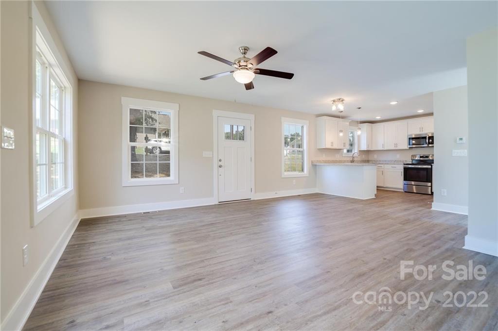 237 Mighty Joe Trail York, SC 29745 - Photo 4 of 19 Gallery Image 4