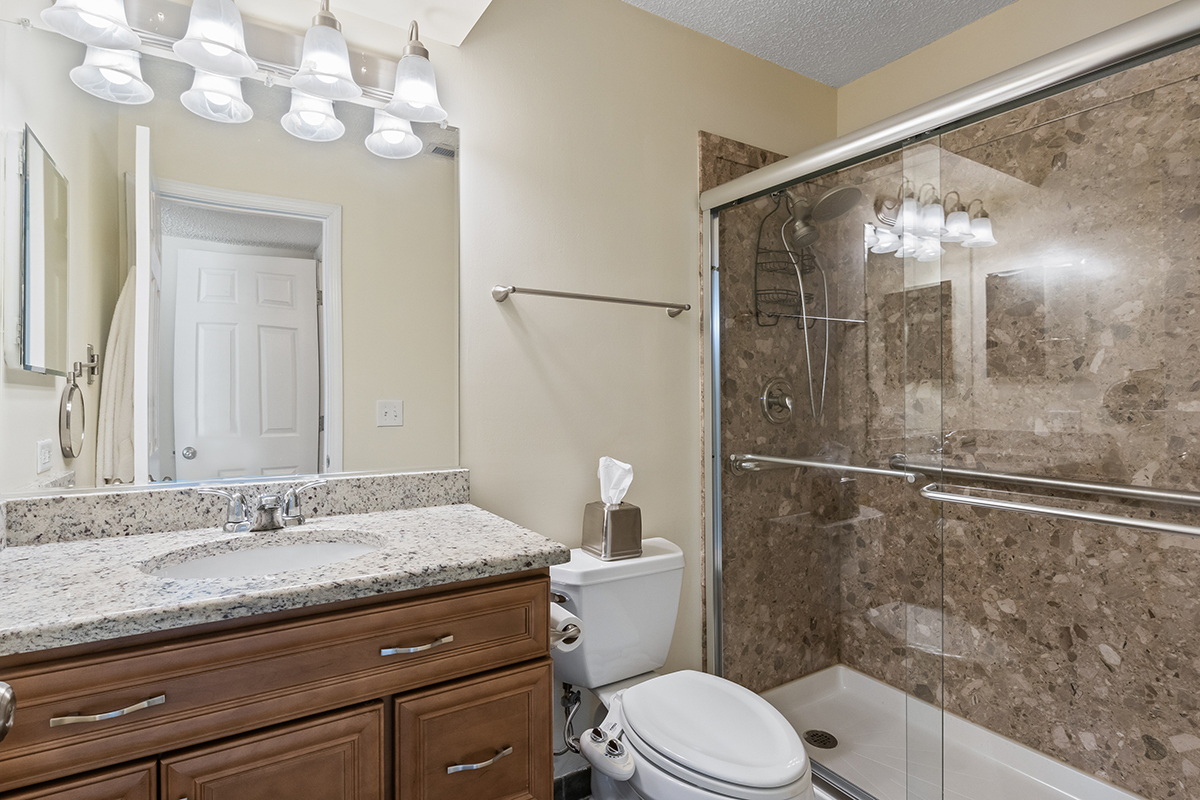 520 Biesterfield Road, Unit 213D Elk Grove Village, IL 60007 - Photo 16 of 26