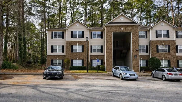 $99,000 | 8301 Par 4 Way, Lithonia, GA 30038
