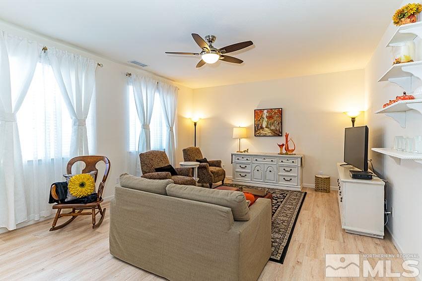10873 Pebble Hill Drive Reno, NV 89521 - Photo 2 of 20 Photo 2