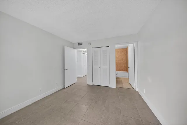 $1,990 | 913 Meadows Circle, Unit 913, Boynton Beach, FL 33436