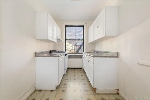 $450,000 | 43-08 41st Street, Unit 2H | Sunnyside