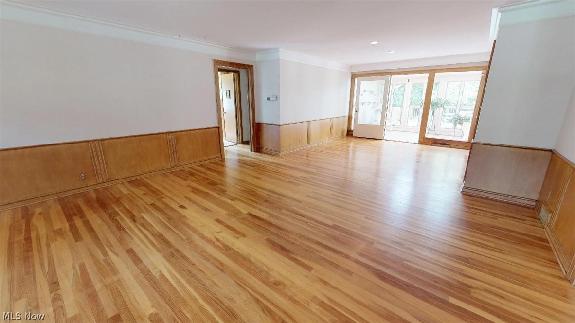 4892 Countryside Road Lyndhurst, OH 44124 - Photo 3 of 24