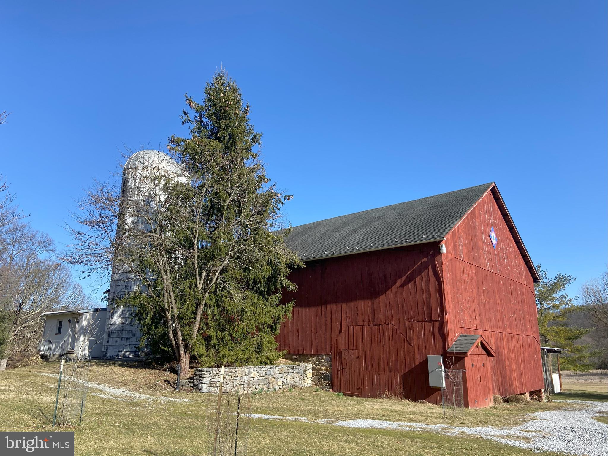 19403 Burnside Bridge Road Keedysville, MD 21756 - Photo 1 of 64 Barn exterior