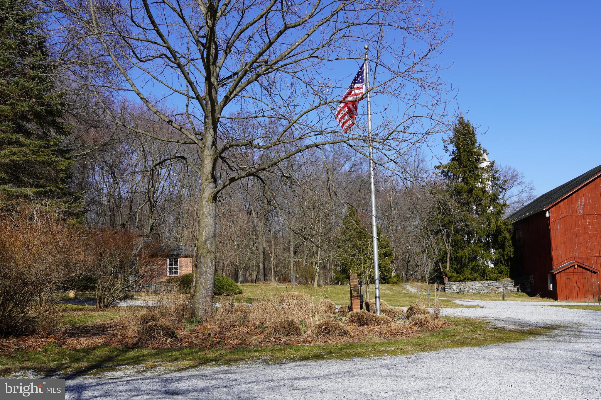 19403 Burnside Bridge Road Keedysville, MD 21756 - Photo 4 of 64 front drive/parking area